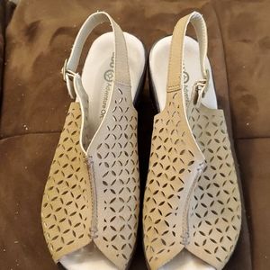 JBU monique tan and brown peeptoes